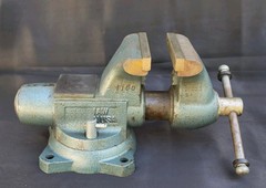 Wilton Tradesman Bullet 1760 6″ Jaw Bench Vise 66 Pounds