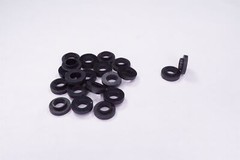 Lot of 20 MNI-HT-4-220 Essentra #4 Shoulder Washer 0.116″ ID 0.215″ OD .072″ T