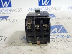 QHB315 SQUARE D Bolt on 3 pole 15 amp 240 volt 65kA QHB Circuit Breaker