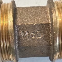AY McDonald (1-1/4″ CTS) Tough Tube Coupling straight compression