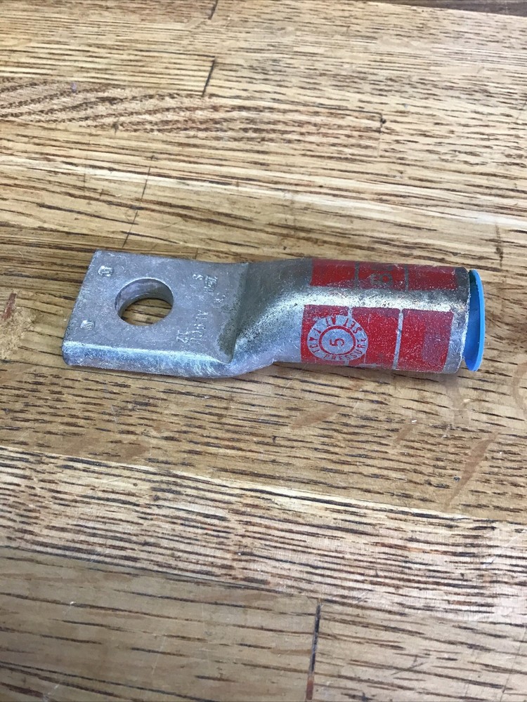 Burndy S/12 . 250 MCM Copper / Aluminum Compression Lug With 1 , 1/2”Hole