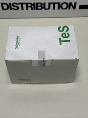 Box Of 10 New Schneider GVAN11-B Circuit breaker ~Free Shipping~ 🇺🇸
