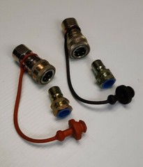 Parker 60 Series Hydraulic Hose Quick Coupler Set H3-62 H3-63 NOS with Plugs