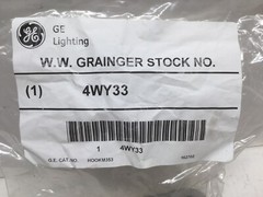 GE Lighting HOOKM353 HID Fixture Male Hook 3/4″ NPT Die-Cast