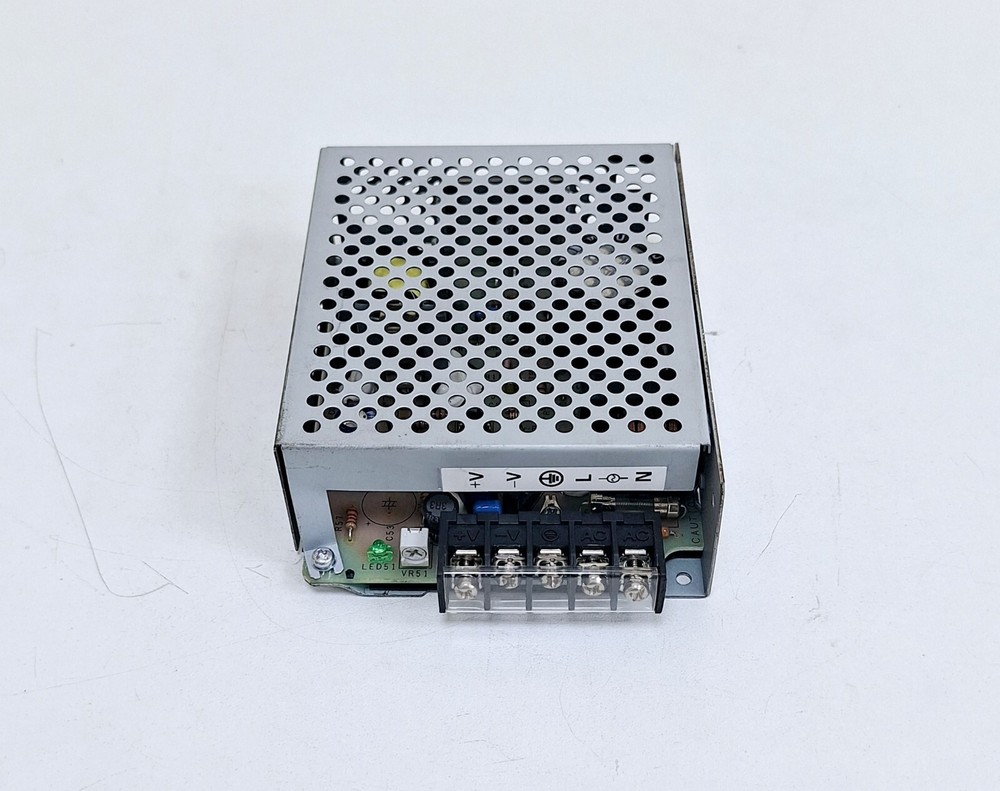Omron S82J-02524D Power Supply DC24V 1.1A