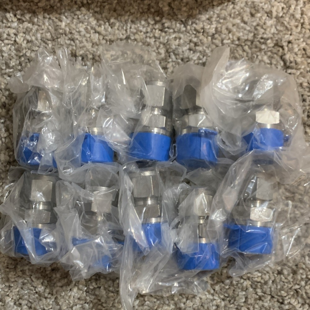 Box of 10 Swagelok Ref. SS-810-1-12 SSP Duolok ISSD8MC12 1/2in tube x 3/4in npt