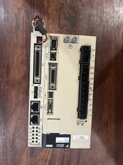 Yaskawa SGDV-0CC02A ServoPack MP260iec 200V Pre Owned Great Condition Free Ship