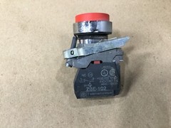 TELEMECHANIQUE ZBE-102 RED PUSH BUTTON #13H59