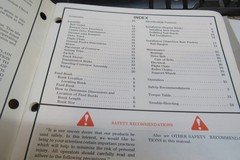 Badger Pow-R-Trac Feeder Operator’s Manual BN61