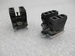 TELEMECANIQUE ZBE-102 CONTACT BLOCK LOT OF 2 NSNP