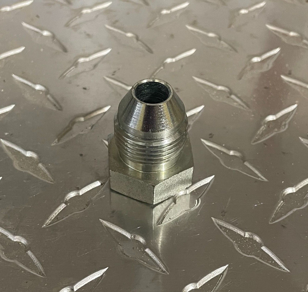 9221-10, 5/8″ MALE JIS PLUG Japanese Industrial Standard Fitting 30 deg