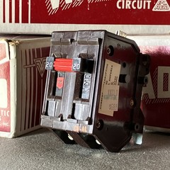 Wadsworth A220A Type A 20 Amp 2 Pole 2P METAL FOOT Circuit Breaker A220 NEW!!!