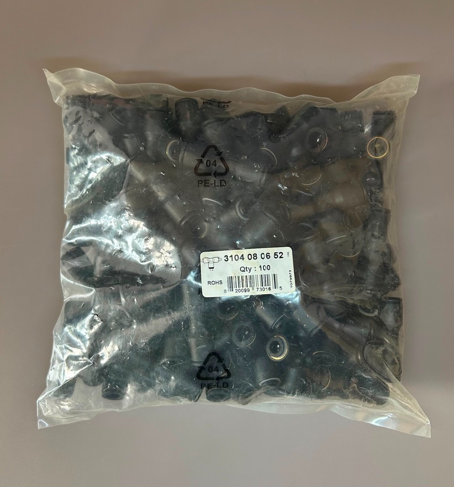 LEGRIS 3104 08 06 **100 PK** UNION TEE, 8MM, 5/16 IN. X 6MM-NEW OLD STOCK (NOS)