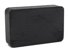 Ceramic Magnet – 1″ x 1.5″ x 0.4″ – Rectangle – Strong Magnet – Eisco Labs