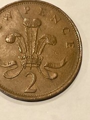 RARE -NEW PENCE- 2 D.G.REG.F.D.1979 Elizabeth ll British coin