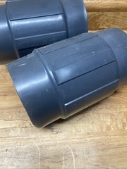 Thomas & Betts Ocal 4″ Metal Pipe Coated with PVC Coupling, Lot of 2