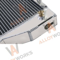 3-Row Aluminum Radiator Replacement For Ford 8N 9N 2N Models 8N8005 86551430