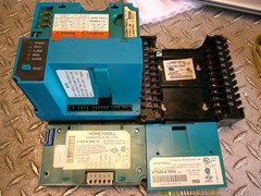 HONEYWELL RM7895-B-1013, S7800A1001, R7849A1015 & Q7800A1005 BURNER CONTROL