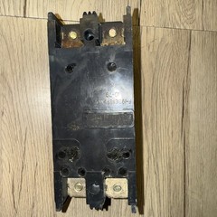 General Electric GE TQD22200WL 2 Pole 200A 120/240V Circuit Breaker with Lugs