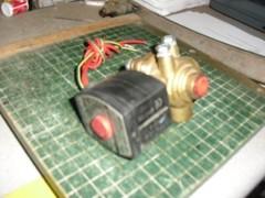 Asco Red Hat EF8342G001 Valve w/ EF8017G2 Solenoid 1/4″
