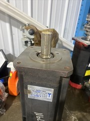Okuma BL-MH301E-12S Servo Motor 3-phase, 1200 RPM, 163V, 16.9A, 6 Pole PRE OWNED
