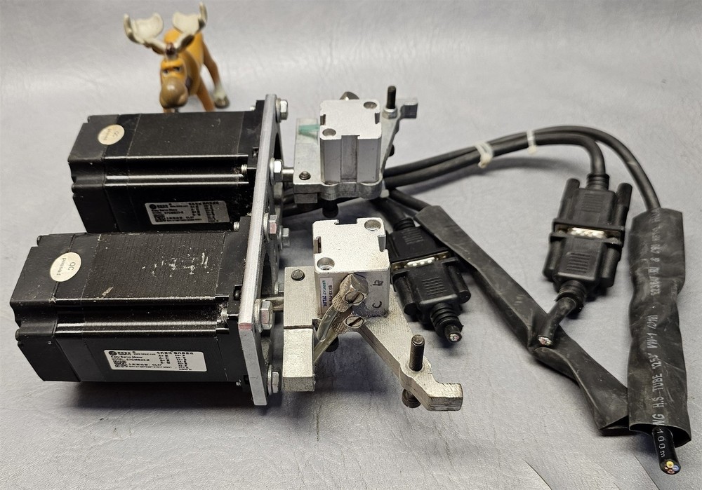Leadshine 57CME23-Z Dual Servo Motors with Cylinders & Attachments