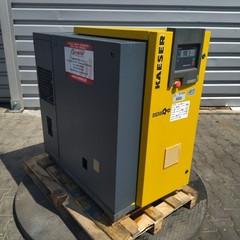 KAESER SM15T screw compressor, 9 kW, 1.5 m³/min, 8 bar, with dryer