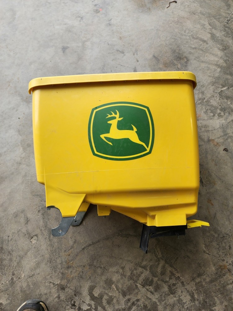 John Deere Planter Box AA93451