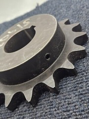 16 Teeth 6″ Roller Chain Sprocket 1.72″ Bore Diameter 120615 / 428891