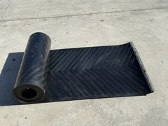 32″ x 10′ Chevron Rubber Conveyor Belt | Heavy-Duty Replacement Belt – Sandbaggy