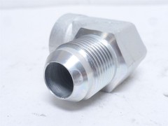 250138 New-No Box; Eaton 2025-12-12S Adaptor Elbow; 90Deg; 3/4 JIC x 3/4NPT