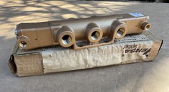 Versa VJJ-4403 Air Valve – Four Way – 3 Position VAC 200PSI 3/8″ NPT Unused