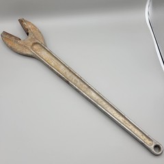 Vintage Schick Model 706 Forget Quick Grip Aluminum Wrench 21″ Long Used