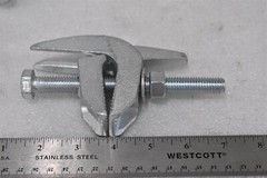 LINDAPTER TYPE F9 FLANGE CLAMP 4559/4560 THREADED CLAMP ASSEMBLY (LOT OF 2)