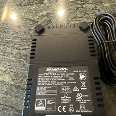 Snap On ctc772a 14.4 V lithium battery charger