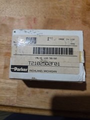 PARKER PNEUMATIC T21025D2F01 SOLENOID VALVE 150PSIG 110/120V 7.2W New Open Box