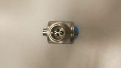ACCELEROMETER SKF. Model cmss 797t-1. 10mV/k. 1/4-28 shcs mounting bolt