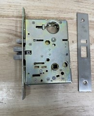 Best 30H Series 492Y Single Point Heavy Commercial Mortise Lock Escutcheon Right