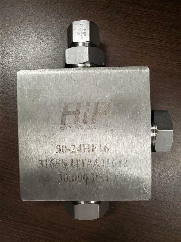 HIP 30-24HF16 316SS HT #A11612 30,000PSI High Pressure Crosses