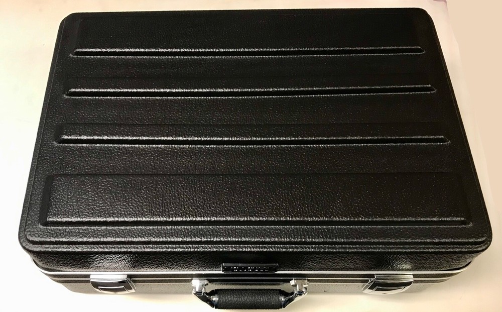 PLATT 201407 Foam Padded Equipment Case W/ Locking Hasp NO KEYS 20″x14″x7″