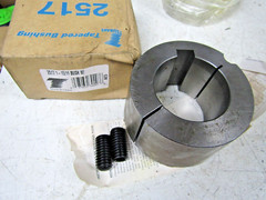 🔥NEW TSUBAKI 1-15/16″ TAPER LOCK BUSHING W/ SET SCREWS 2517