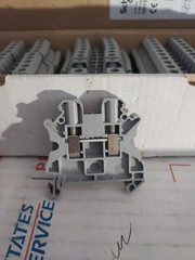 Schneider NSYTRV42 Linergy Screw Terminal Feed 2 Points 4mm² Grey 50pk – #307