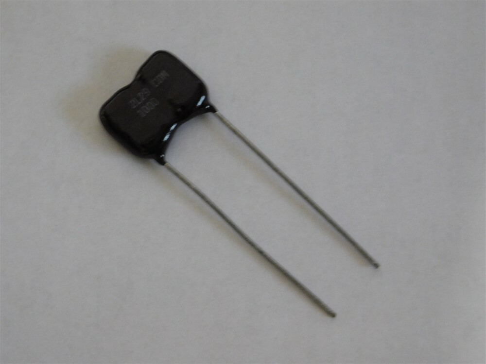 10 Cornell Dubilier CD19FD102J03 1000pF 500V 5% Dipped Silver Mica Capacitors