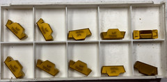 10 NEW SECO LCMF 160608-0600-MT 883 CARBIDE GROOVING INSERTS. GRADE: TP200