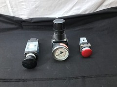 Arrow Pneumatic R352 Regulator Comp Air 4N301-312 Valve Push button 5 way lot