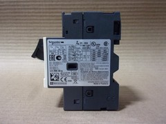 NEW Schneider Electric GV2ME32 Motor Circuit Breaker 3 Pole 440v 24-32 Amp