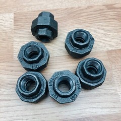 LOT OF 6 INDONESIA 1/2″ BLACK MALLEABLE IRON PIPE FITTING THREADED