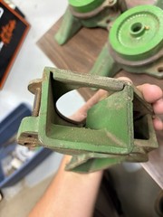 JOHN DEERE PLANTER FEED CUP HOUSING 1240 1250 1290 1260 B30948 b30945 WHOLE UNIT