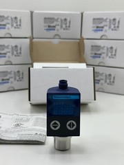 TELEMECANIQUE XMLR025G0T25 PRESSURE SENSOR 0 TO 25 BAR / 4..20mA