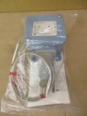 New Open Box UE E105-2BSA Temperature Control 120-100F Range 150F Proof 52817PRX